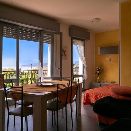 לאזיסה Villa La Magnolia - Private Beach Access, Garden, Views מראה חיצוני תמונה