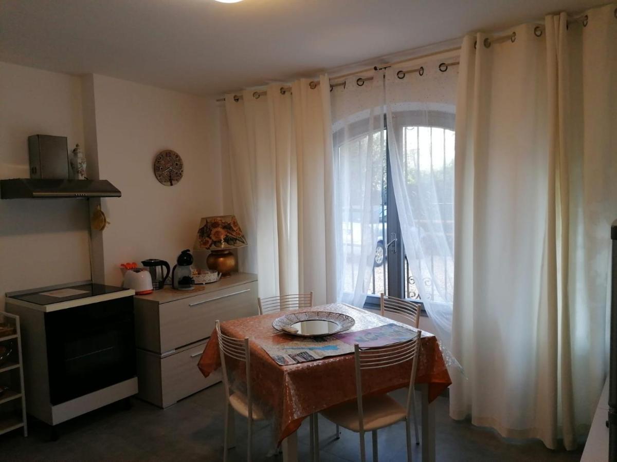 לאזיסה Villa La Magnolia - Private Beach Access, Garden, Views מראה חיצוני תמונה
