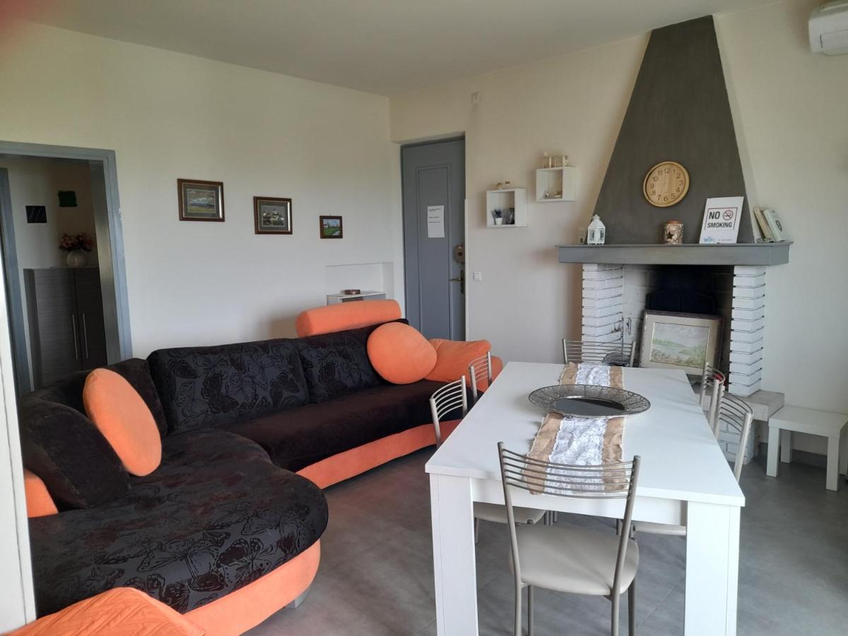 לאזיסה Villa La Magnolia - Private Beach Access, Garden, Views מראה חיצוני תמונה