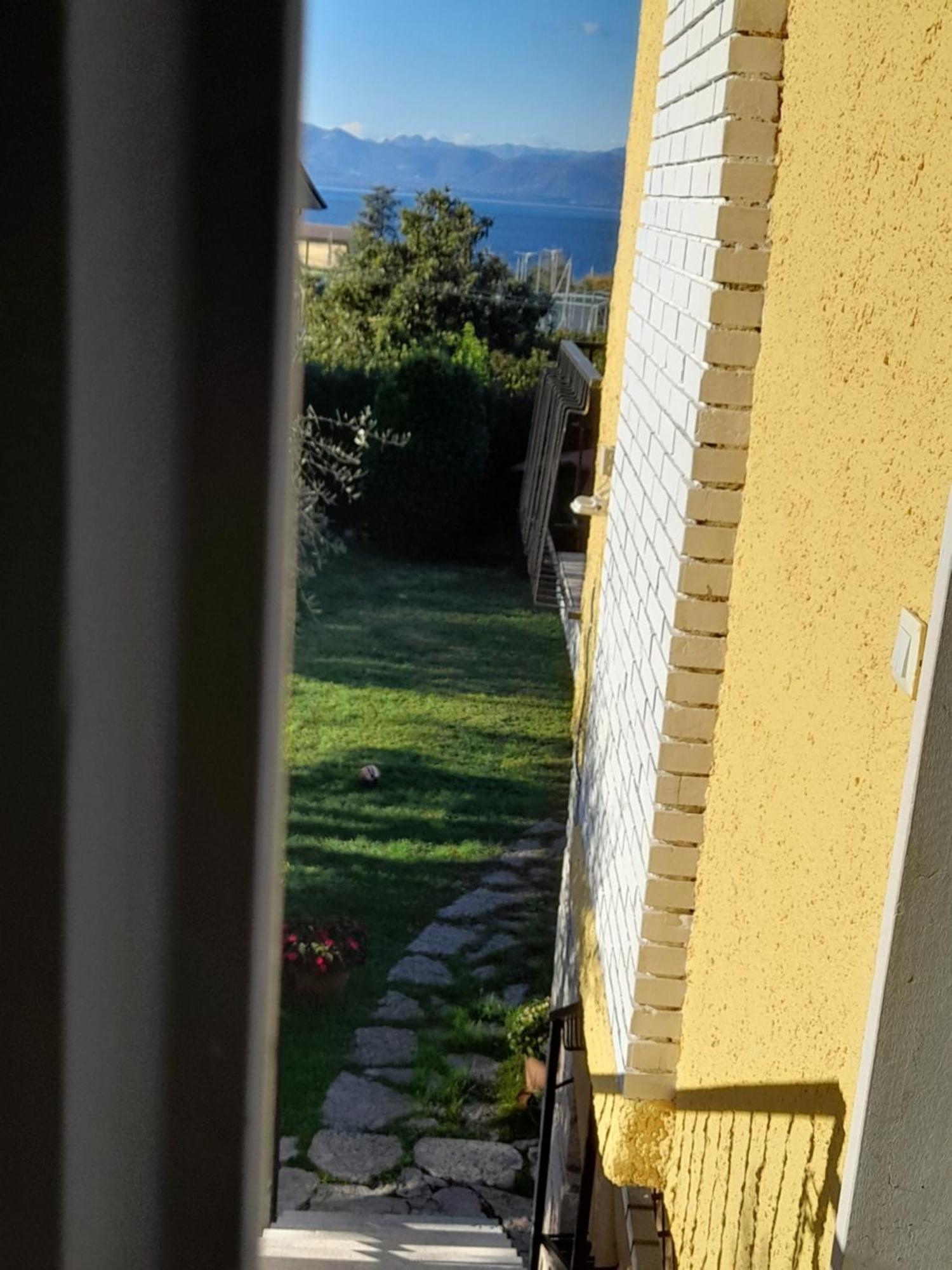 לאזיסה Villa La Magnolia - Private Beach Access, Garden, Views מראה חיצוני תמונה